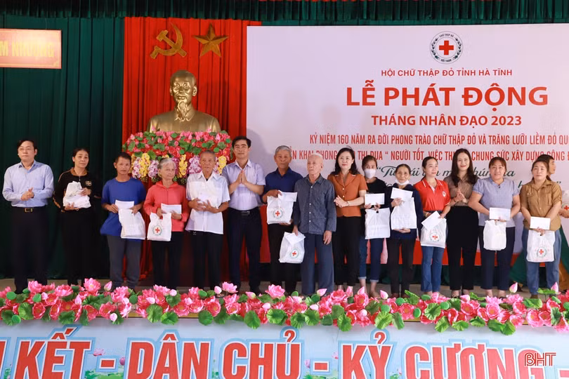 Hà Tĩnh phát động Tháng Nhân đạo 2023