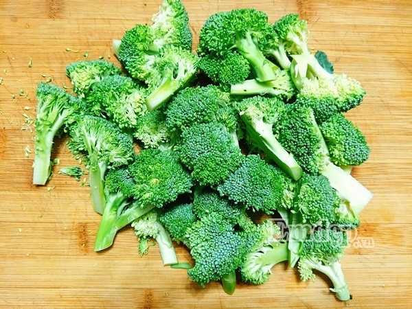 bua toi gion mat mon bo xao bong cai xanh an het bay trong 1 not nhac