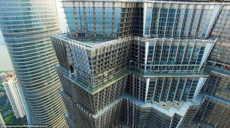 dia diem ngam canh khien du khach thot tim