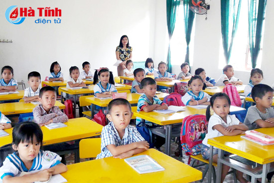 khai giang can ke ha tinh van thieu hon 1 200 giao vien