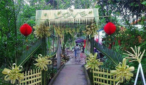 nhung cong cuoi bang la dua chat nhat qua dat