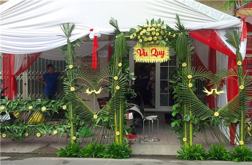 nhung cong cuoi bang la dua chat nhat qua dat