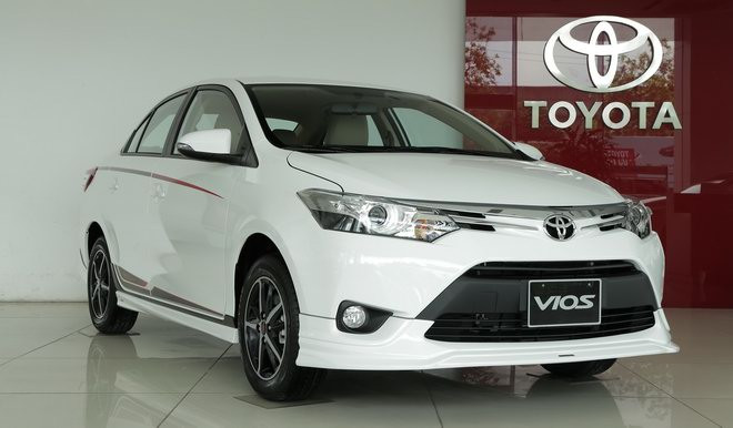 toyota trieu hoi 20 000 xe vios yaris co lien quan den tui khi khong bung