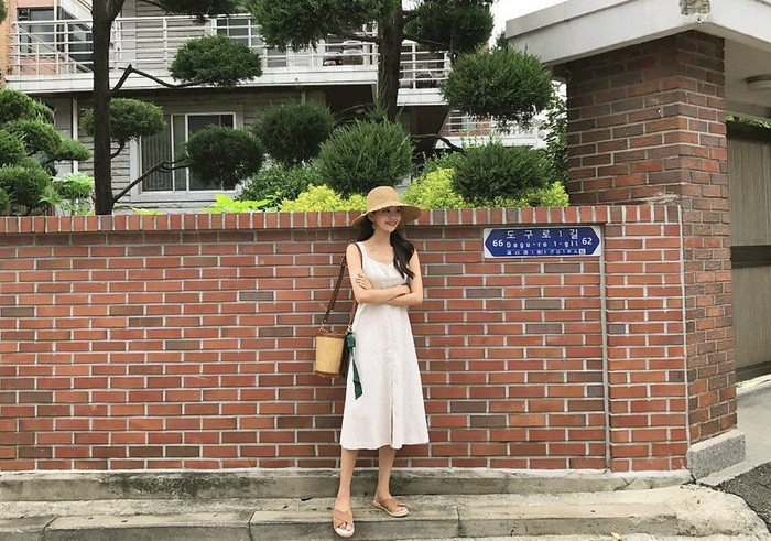 giao mua cu phai mac the nay moi xinh moi dep nhe co gai