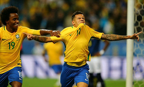 paulinho va coutinho no sung brazil noi dai mach thang
