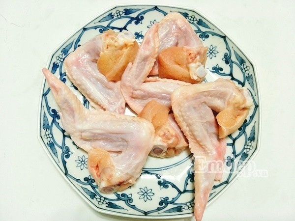 hoc chien canh ga kieu nay khien be me man chan han an tiem