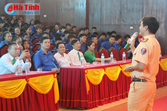 ngay hoi thanh nien voi an toan giao thong