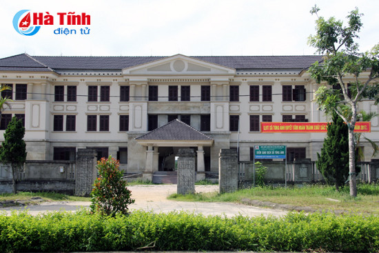 tru so ubnd xa tung anh ngon ngang dang do