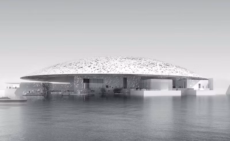 Louvre Abu Dhabi Sau nhiều năm bị trì hoãn, bảo tàng nghệ thuật Louvre Abu Dhabi cuối cùng cũng mở cửa vào năm 2017. Bảo tàng là dự án được hợp tác bởi UAE và Pháp. Đây là nơi trưng bày một trong những bộ sưu tập nghệ thuật lớn nhất trong khu vực. nhung dieu khien abu dhabi tuyet hon dubai trong mat du khach