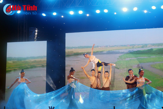 sau lang dem nhac tinh que danh cho nguoi dan loc ha