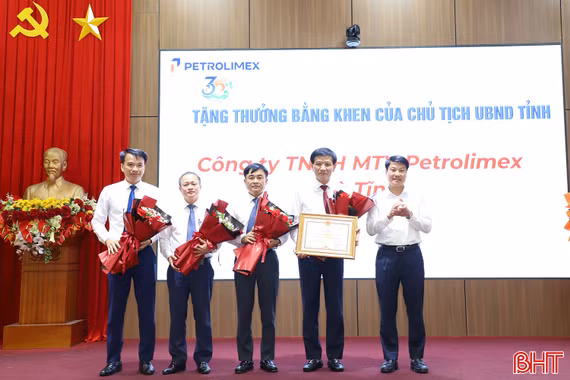Petrolimex Hà Tĩnh: Vững nền tảng, đổi mới để phát triển