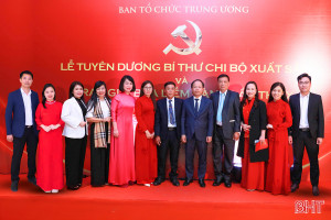 Báo và phát thanh, truyền hình Hà Tĩnh đạt giải C Búa liềm Vàng, 2 bí thư chi bộ được tuyên dương