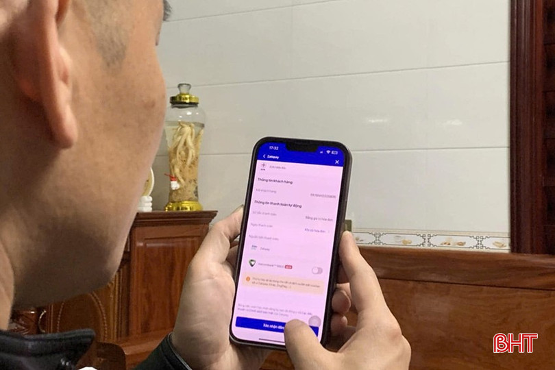 Đến nay, tỷ lệ khách hàng thanh toán không sử dụng tiền mặt trên địa bàn Hà Tĩnh đạt 91,64%. bqbht_br_4.jpg