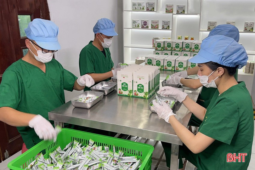 Sản phẩm Hatisa sản xuất theo quy trình khép kín, đảm bảo vệ sinh an toàn thực phẩm. 6-5019-1975.jpg