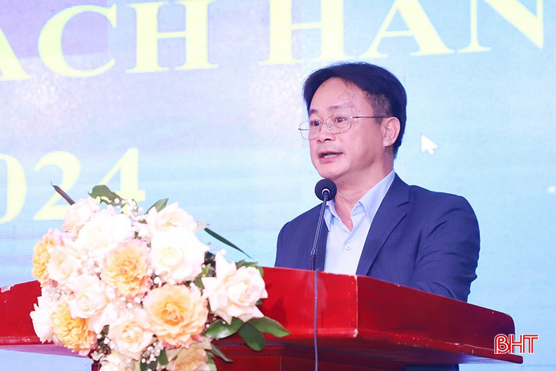 Ông Võ Minh Huấn – Phó tổng Giám đốc Công ty CP Cấp nước Hà Tĩnh phát biểu tại hội nghị. bqbht_br_8.jpg
