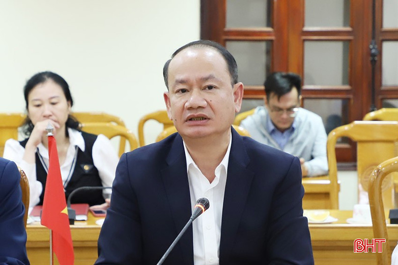 Giám đốc Sở LĐ-TB&XH Phan Tấn Linh phát biểu tại buổi làm việc. bqbht_br_14.jpg