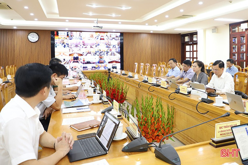 Đại biểu dự cuộc họp tại điểm cầu Hà Tĩnh. bqbht_br_9.jpg