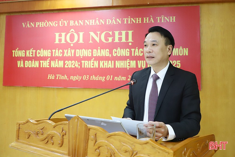 Chánh Văn phòng UBND tỉnh Nguyễn Huy Hùng kết luận hội nghị. bqbht_br_9.jpg