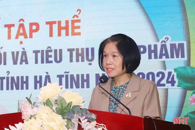 Phó Chủ tịch Liên minh HTX Việt Nam Nguyễn Thị Hoài Linh phát biểu tại diễn đàn. 4.jpg