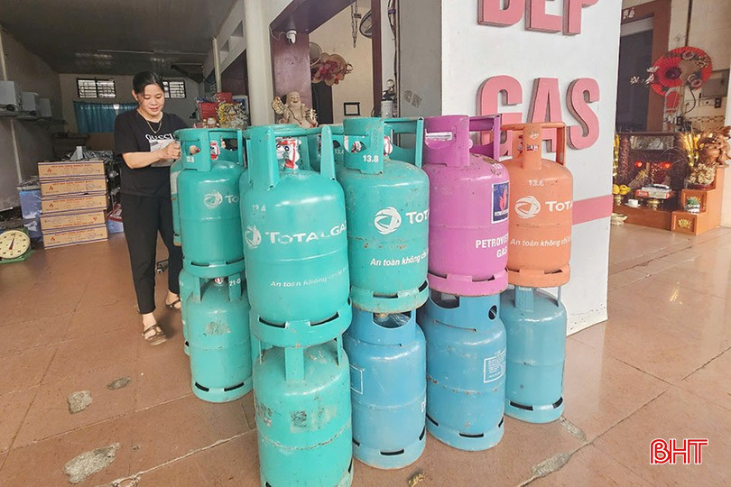 Hiện các loại gas phổ biến có giá từ 360 - 495.000 đồng/bình 12kg. bqbht_br_2.jpg