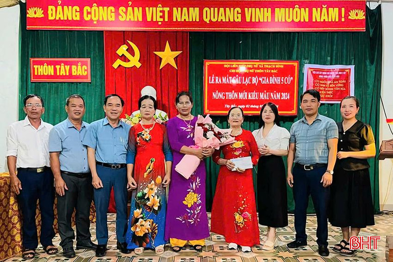 Chi hội Phụ nữ thôn Tây Bắc ra mắt câu lạc bộ “Gia đình 5 có – NTM Kiểu mẫu” vào tháng 5/2024. 98.jpg
