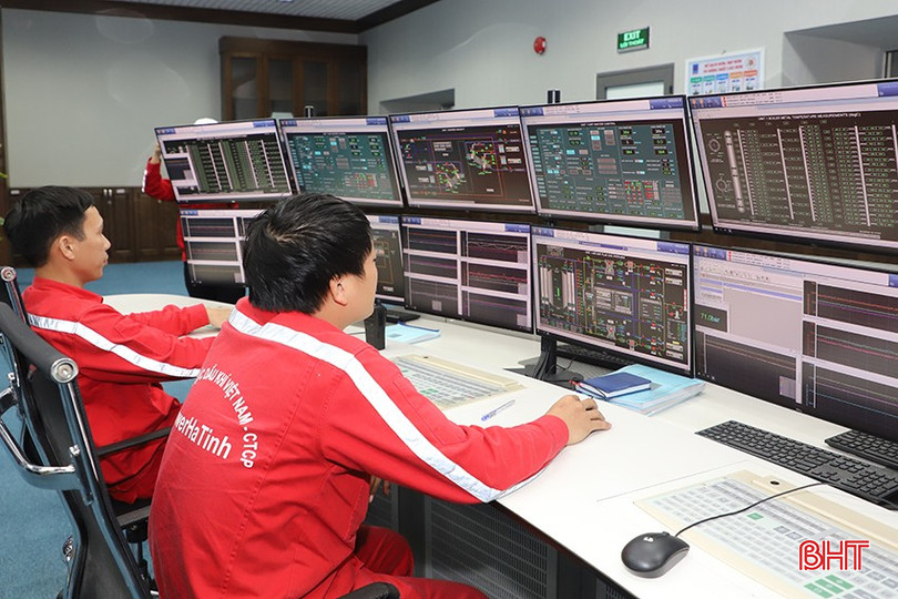 Trong 5 tháng đầu năm, Nhà máy Nhiệt điện Vũng Áng 1 đã phát lên lưới hơn 3,2 tỷ kWh. bqbht_br_9.jpg