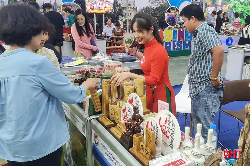 Hà Tĩnh tham gia gian hàng tại Hội chợ Du lịch quốc tế Việt Nam năm 2024 từ 11 - 14/4/2024. d38e36ad6964cd3a9475.jpg