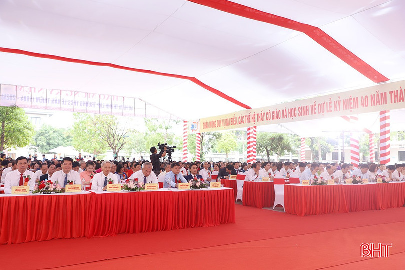 Đại biểu tham dự lễ kỷ niệm. bqbht_br_20.jpg