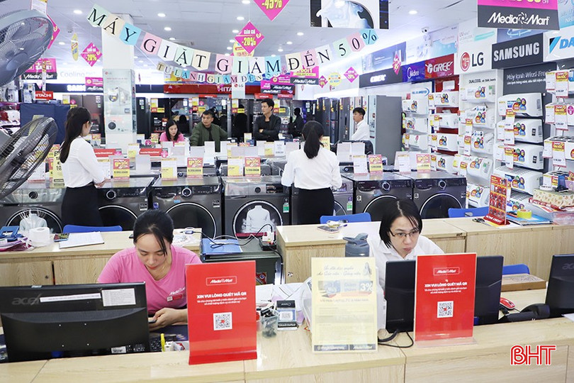 Sức mua tại Mediamart tăng cao, trong đó tập trung các mặt hàng sấy, sưởi ấm. bqbht_br_2.jpg