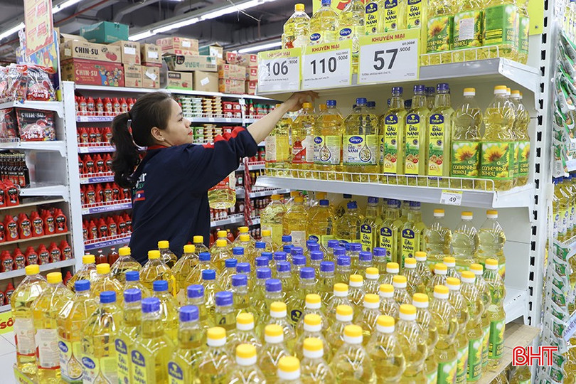 Siêu thị Winmart Hà Tĩnh đa dạng các giải pháp để thúc đẩy tiêu dùng, tăng sức mua. bqbht_br_5.jpg