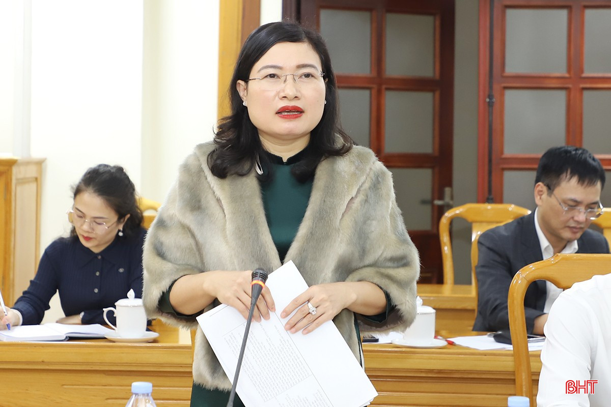 Phó Chủ tịch UBND thỉnh Nguyễn Thị Nguyệt đề nghị hoàn thiện một số nội dung liên quan công tác tổ chức lễ kỷ niệm.