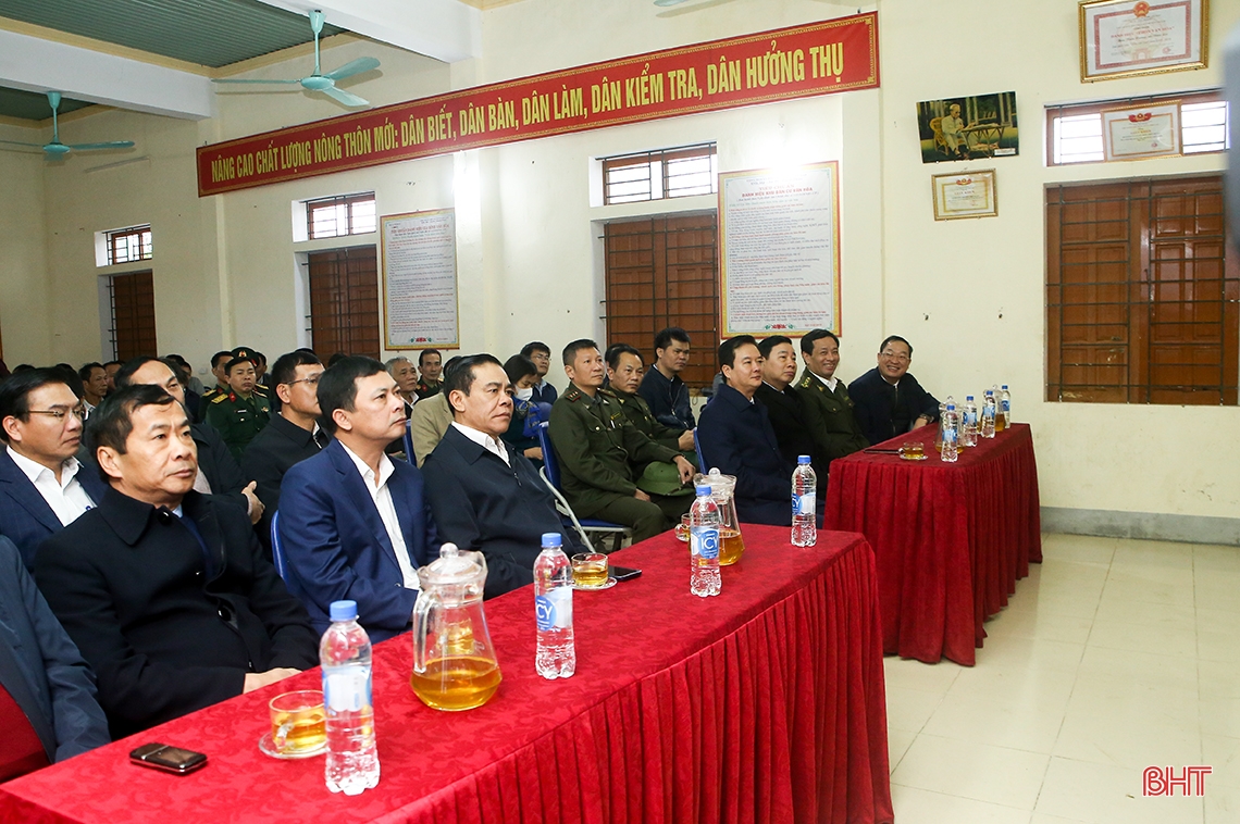 Chủ tịch UBND tỉnh dự lễ phát động trồng cây đầu xuân tại Can Lộc