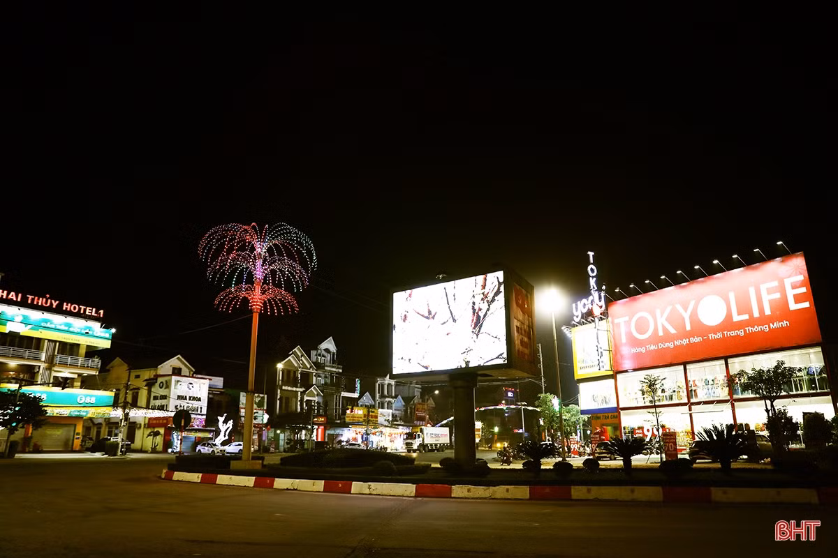 Xuân về rực rỡ trên đô thị trẻ phía Nam Hà Tĩnh