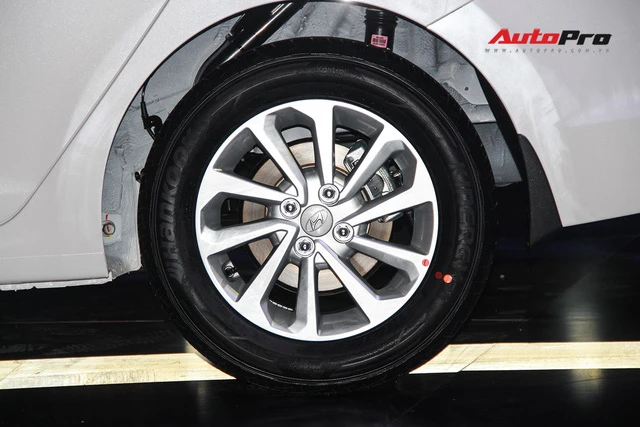 hyundai accent 2018 lap rap gia tu 425 trieu dong de doa toyota vios