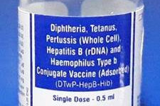 vac xin moi phong 5 benh nguy hiem cho tre duoc dua vao su dung mien phi