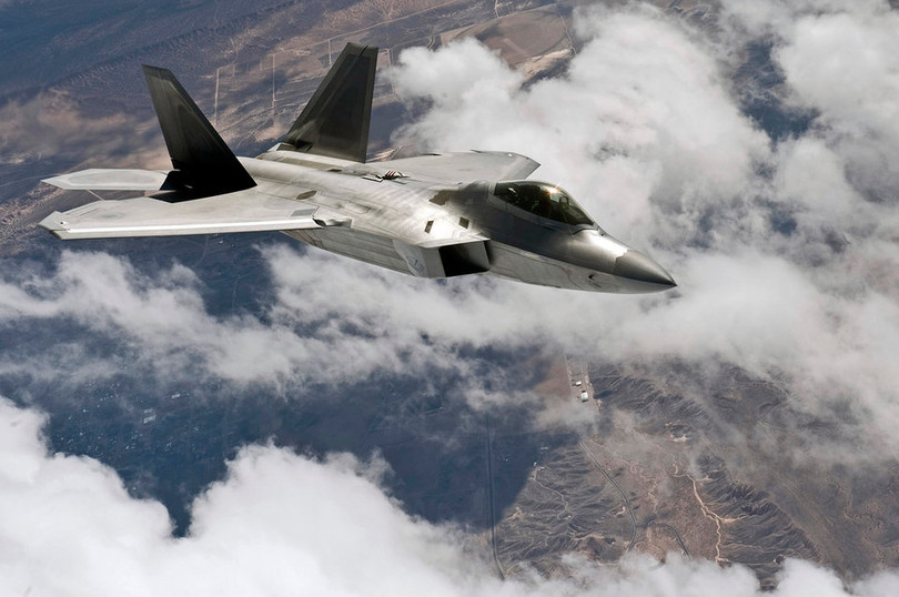 11 hinh anh an tuong cua tiem kich tang hinh f 22