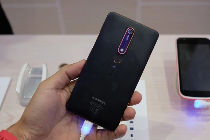 hinh anh chi tiet nokia 7 plus va nokia 6 moi vua ra mat tai viet nam