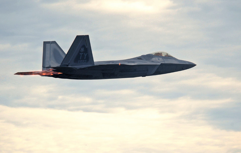 11 hinh anh an tuong cua tiem kich tang hinh f 22