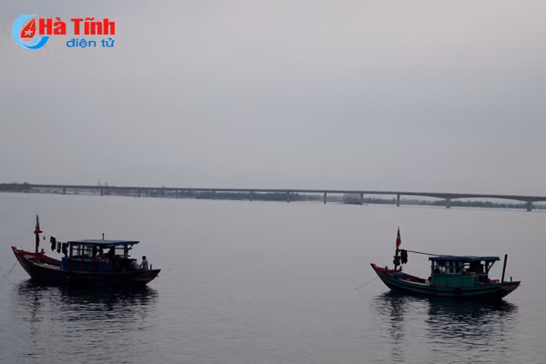 bat giu tau quang binh dung kich dien danh ca tai cam nhuong