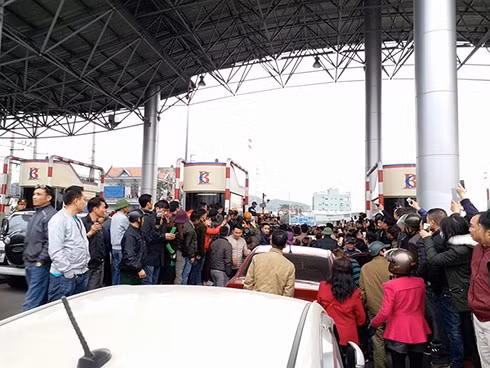 phai mo cua xa tram bot neu xay ra un tac dip 30 4