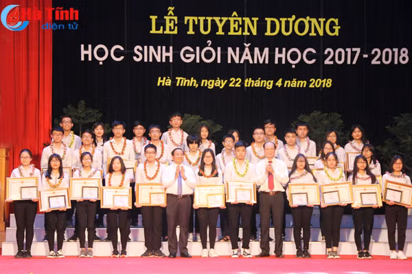 ha tinh xep thu 3 toan quoc ve so luong hoc sinh gioi cap quoc gia