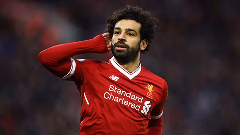 salah doc chiem cuoc dua gianh chiec giay vang chau au