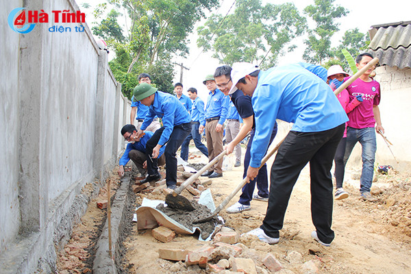 100 dvtn khoi cac co quan tinh tham gia xay dung ntm