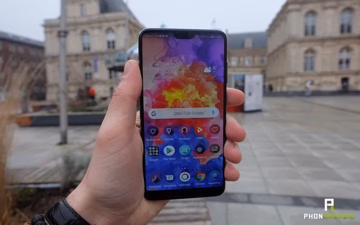 diem danh nhung smartphone android co tuoi tho pin ben bi