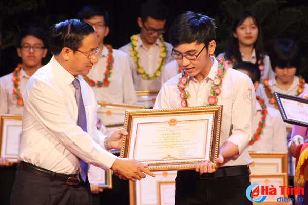 ha tinh xep thu 3 toan quoc ve so luong hoc sinh gioi cap quoc gia