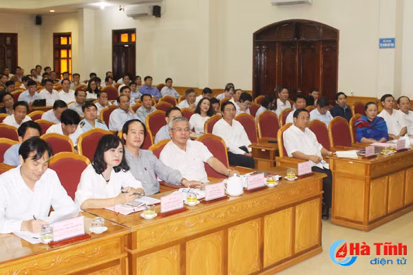 ban thuong vu tinh uy ha tinh quan triet 2 bo luat quan trong