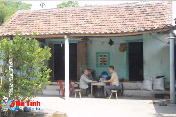 Cuộc đời khốn khó của người phụ nữ từng cứu hàng chục người bị chìm đò