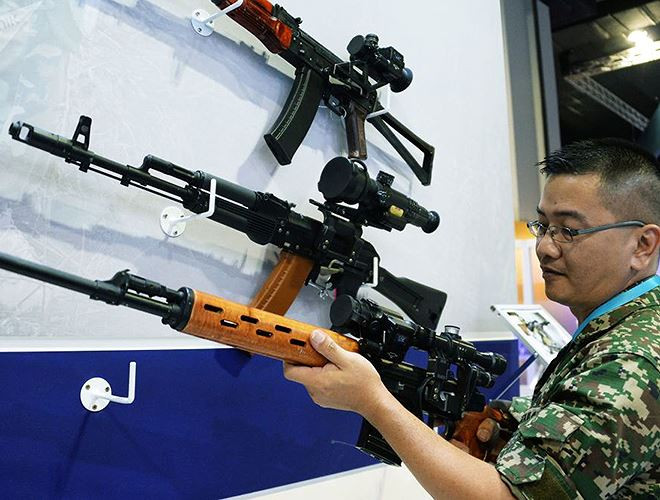 can canh dan vu khi tien tien tai trien lam quoc phong o malaysia