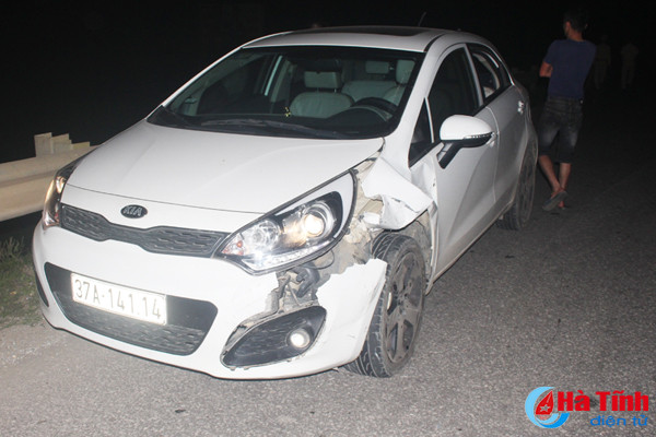 va phai xe hop nguoi dan ong di xe may nhap vien cap cuu