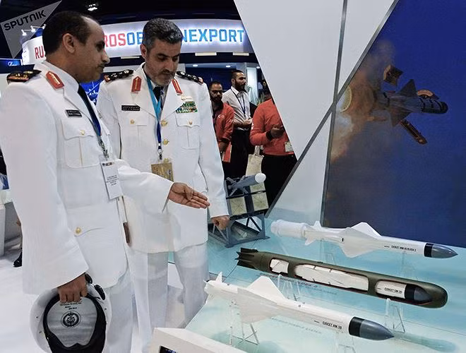 can canh dan vu khi tien tien tai trien lam quoc phong o malaysia